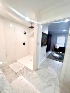 The Savannah Suite - 9