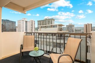 2BR-2BA Close to Waikiki Beach with Free Parking! - Honolulu - 6