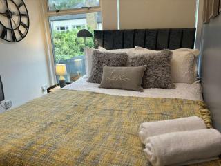 The Urban Retreat 4bdr sleep 14 - Londen - 3