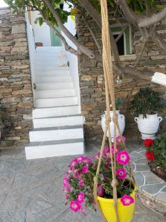 Geronti Moscha Apartment - 3