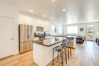 Spacious Bellemont Cabin with Jacuzzi and Mtn View! - Bellemont - 4