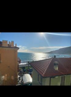 Casa Ginny - Ospedaletti - 0