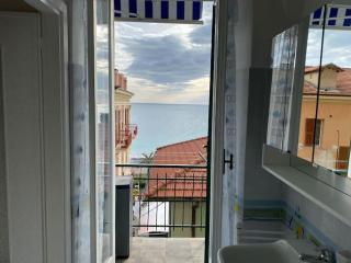Casa Ginny - Ospedaletti - 1