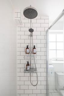195VBR with private bathrooms, shared kitchen - Londra - 6