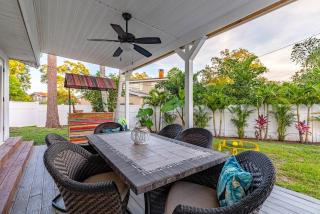 Serenity Haven Luxe Pet Friendly 5BR With Pool - 6