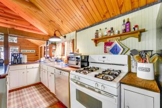 Saranac Lake Cabin with Deck Pets Welcome! - 6