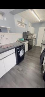Homestay - Birmingham - 4