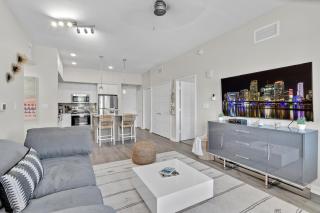 Cozy Retreat 2 BR Hideaway Moments from the Sand - Boynton Beach - 8