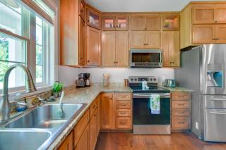 Family-Friendly Abbeville Home with Fire Pit and Games - Abbeville - 1