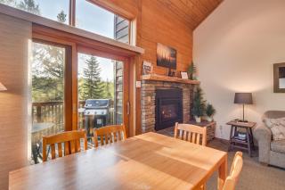 Cozy Alpine Escape Ski-InandOut at Lutsen Mtns - Lutsen - 3