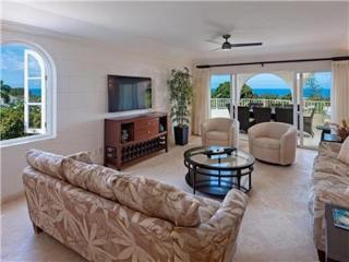 Royal Apartments 4 Bedrooms Communal Pool - 3