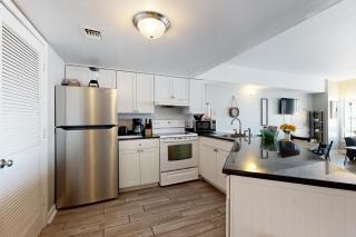 Ocean Breeze Retreat - 2