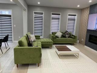 Fully Detached 4 Bedroom House in Kitchener - Kitchener - 5