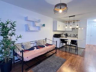 W&L Paris Apartment 68m - 3 min Métro 4 - A Paris Centre 15min - 3