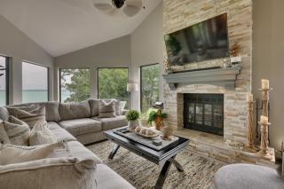 Beautiful Lakehouse Hot Tub, Gameroom and 10 Kayaks - Blanchard - 6