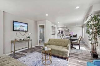 Spacious family Guesthouse private entry near six flags - Santa Clarita - 7