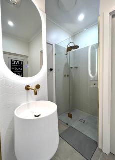 Beachfront Marshmallow - 2