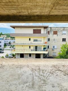 Victoria's City Escape - Vlorë - 8