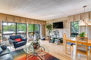 Lakeview Condo with Resort Pool 2 Miles to Golf! - Pinehurst - 0
