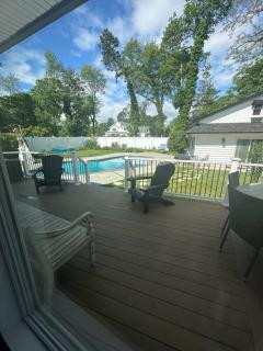 The Most Desired Summer Retreat with Private Pool Just 5 Minutes from the Beach - Spring Lake - 9