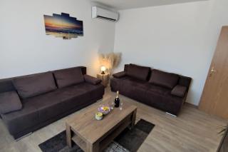 Apartments with parking spaces Rogotin, Neretva Delta - Usce Neretve - 23141 - Rogotin - 1