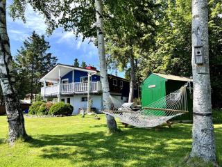 Peaceful Waterfront Cottage on Kawartha Lakes - - 3