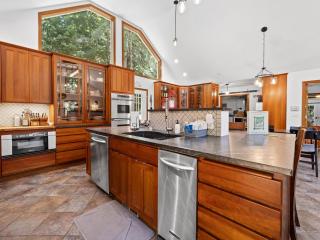 Landen Lodge - Meredith Lodging - 2