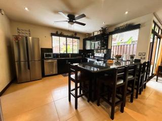 Beautiful Family Villa near Punta Leona - Quebrada Ganado - 2