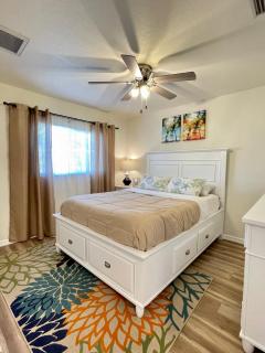 Cozy 3 Bedroom Vacation Home - North Port - 6