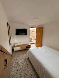 Casa Blanca Hostal - Rionegro - 2