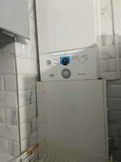Newly decorated 2 bedroom flat in South East London - Londra - 2