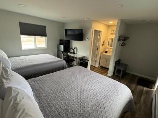 Snowy Mountain Inn - 7