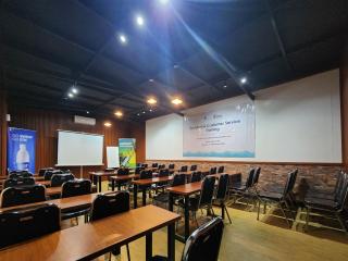 RedDoorz Syariah near Exit Tol Nganjuk - Sukomoro - 8