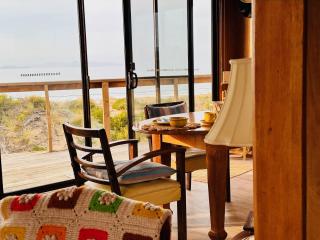 IdleWild - Secluded Absolute Beachfront Escape - Dolphin Sands - 5