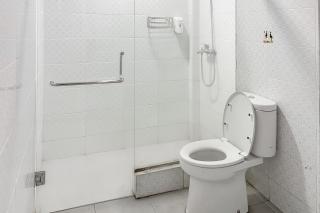 RedDoorz near Mitra Plaza Kota Banjarmasin - 5