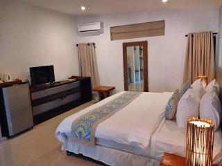 Scallywags Beach Club - Gili Air - 9