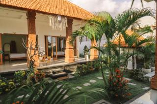 Amazing View - Big Pool and Garden - 2BDR Villa with Private Pool in CANGGU - 3
