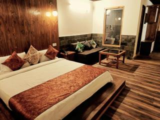 Trimounts-A Boutique Hotel & Wellnes Center in Tirthan Valley - Banjār - 6