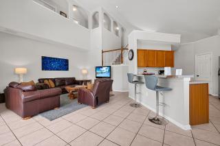 Tropical Escape: Pool,Spa & Themed Game Room - Kissimmee - 5