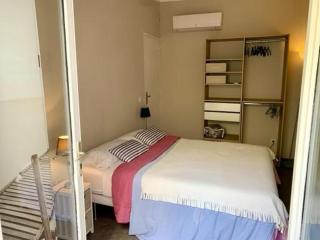 Cannes Little House - 9