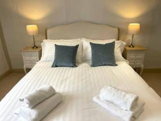 Elegant Oak Beamed House In Pretty Village - Cambridge Homehost - Buckden - 7