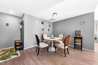 Charming Peaceful 3BR in heart of Rhodes - Sydney - 7