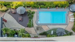Studio 908 - Panoramic Ocean Views On The Strand - 1