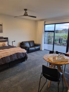 Bach22 Rustic Romantic getaway - Te Puna - 6