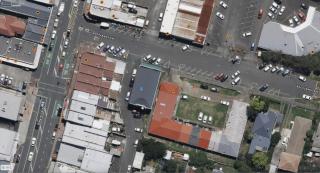 MT Eden home at commercial food street - Auckland - 1
