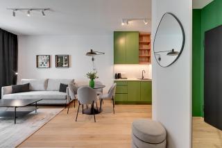 DOKI Living - Foodhall & Parking by Downtown Apartments - Danzig - 3