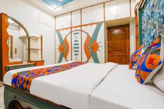 FabHotel Rest & Peace - 6