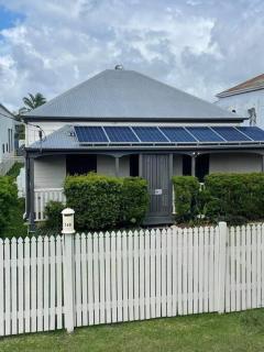 Retreat on Murray - Pool, Playground, Huge Deck! - Rockhampton - 0