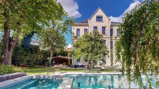 Demeure Saint Louis Historic manor, City 700m, parking,A C,Clim,WIFI, heated pool, city view - Carcassonne - 2