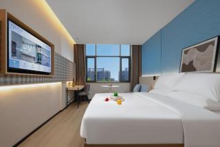 Country Inn & Suite by Radisson, Jingzhou Shishou Embroidered Forest Avenue - Shishou - 1